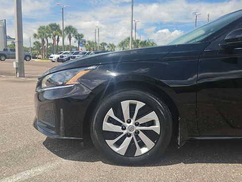Used 2023 Nissan Altima 2.5 S FWD image 18