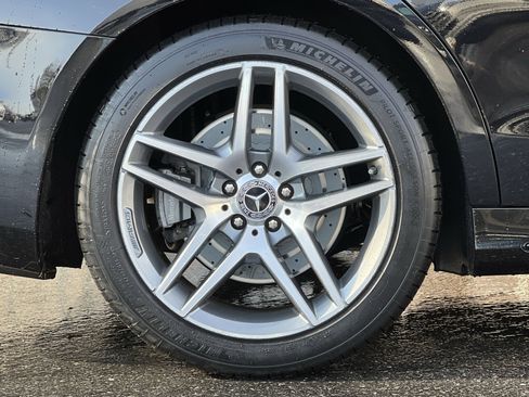 Used 2019 Mercedes-Benz S 560 4MATIC Sedan image 10
