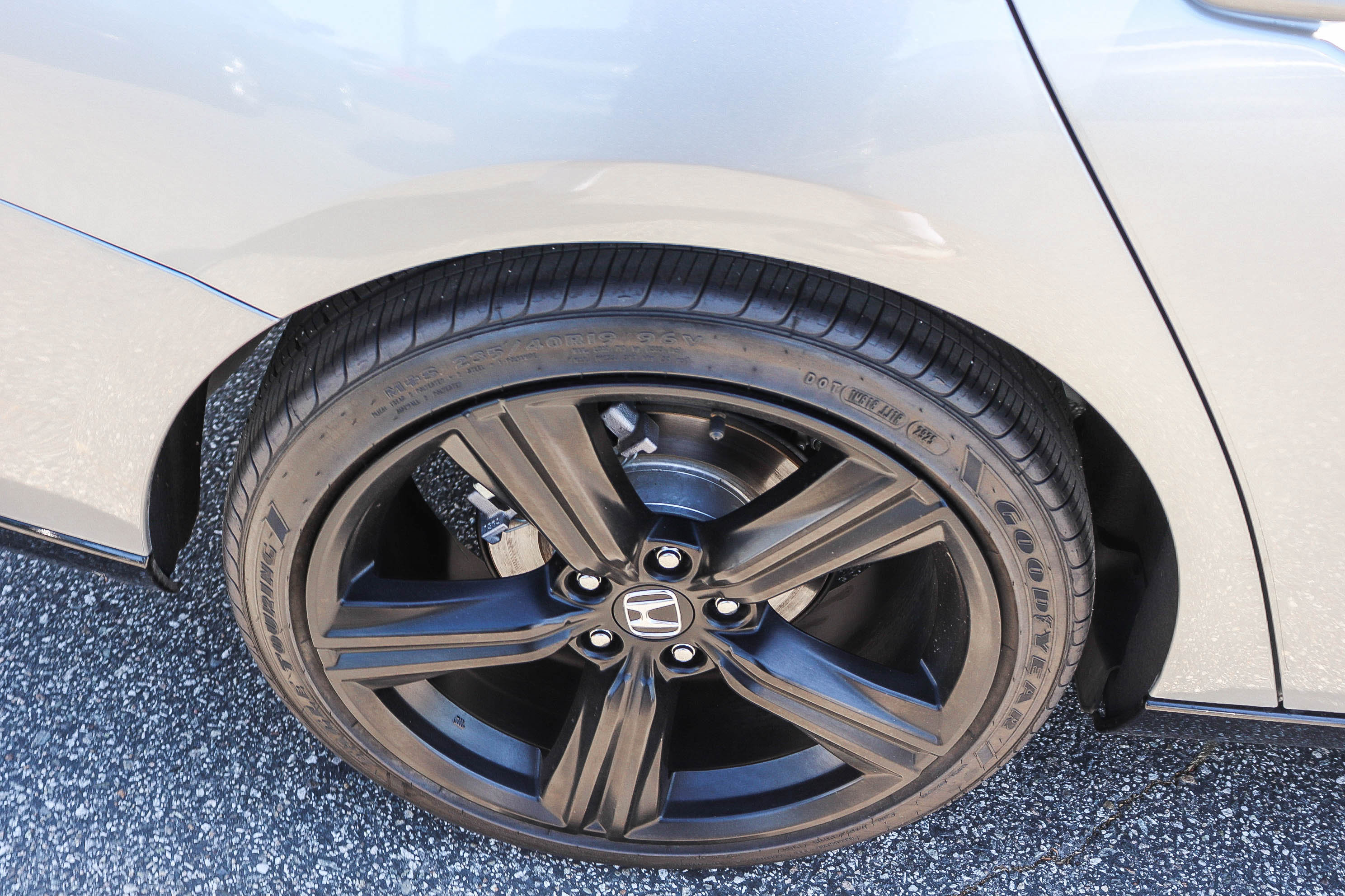 Used 2025 Honda Accord Sport image 8