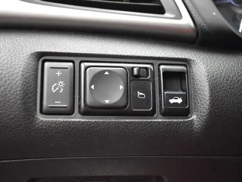 Used 2019 Nissan Sentra SV FWD image 21