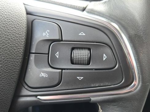Used 2022 Buick Encore GX Essence w/ Experience Buick Package AWD/4WD image 15