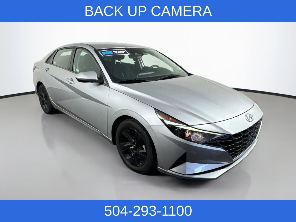 Used 2023 Hyundai Elantra SEL w/ Cargo Package FWD image 4
