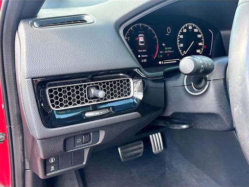 Certified 2022 Honda Civic Sport image 11