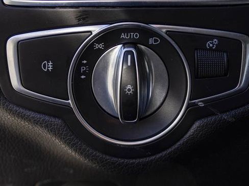 Used 2018 Mercedes-Benz C 300 4MATIC Sedan image 13