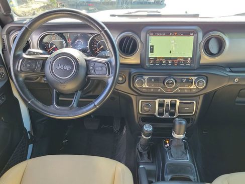 Used 2021 Jeep Wrangler Unlimited Sport AWD/4WD image 19