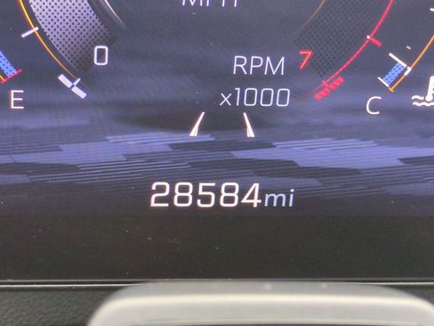 Used 2024 Chevrolet Traverse LT w/ Enhanced Driving Package image 17