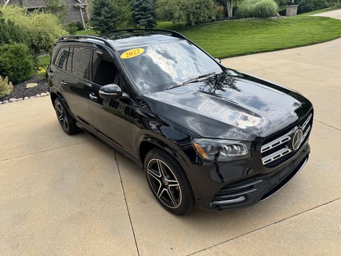 Used 2022 Mercedes-Benz GLS 450 4MATIC w/ AMG Line Exterior image 35