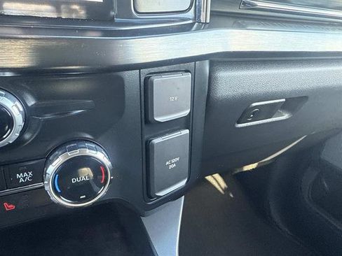Certified 2024 Ford F250 Lariat w/ Lariat Ultimate Package image 27