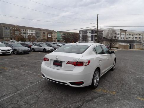 Used 2018 Acura ILX image 6