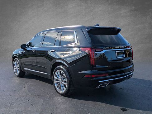 Certified 2024 Cadillac XT6 Premium Luxury w/ Technology Package image 4