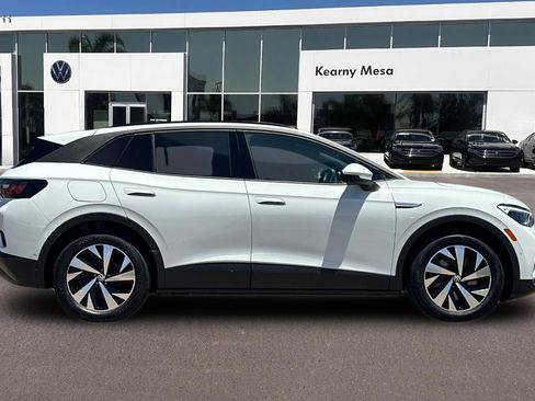 Used 2023 Volkswagen ID.4 Pro RWD image 3