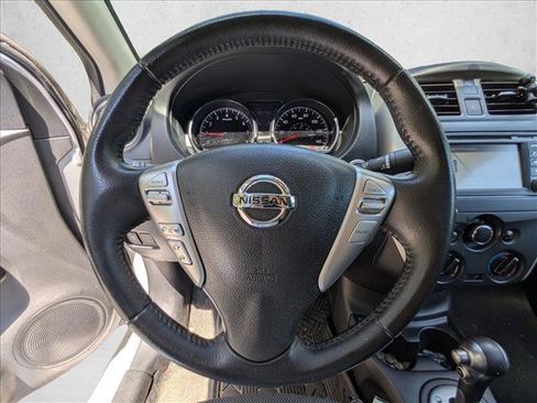 Used 2016 Nissan Versa FWD image 13