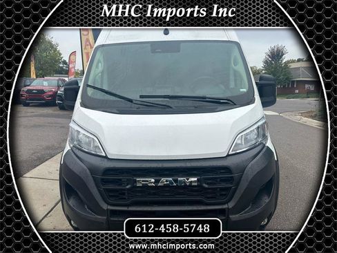 Used 2024 RAM ProMaster 2500 w/ Convenience Group image 1