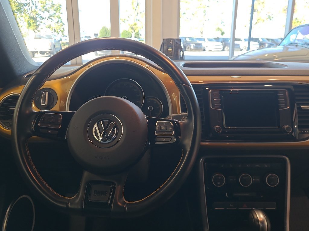 Used 2017 Volkswagen Beetle 1.8T Dune FWD image 17