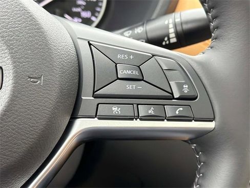 New 2025 Nissan Sentra SV w/ SV Premium Package image 11