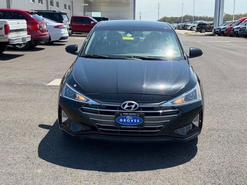 Used 2020 Hyundai Elantra SEL FWD image 2