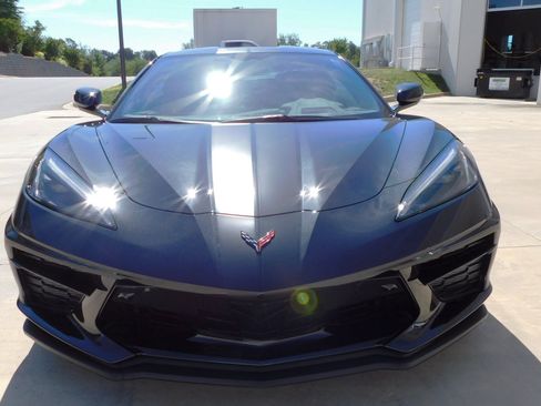 Used 2023 Chevrolet Corvette Stingray Premium Cpe w/ Z51 Performance Package RWD image 3