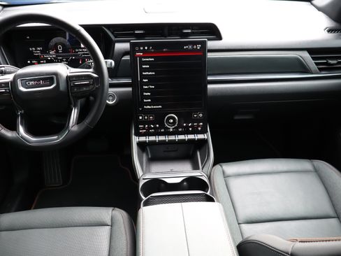 Used 2026 GMC Terrain AT4 w/ Convenience Package III AWD/4WD image 22