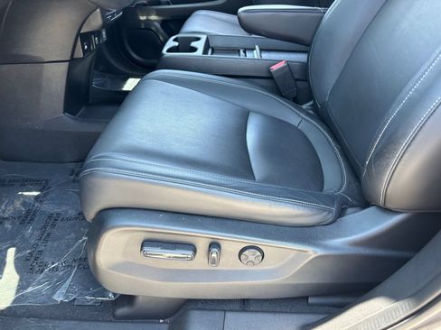 Certified 2024 Honda Odyssey Touring image 19