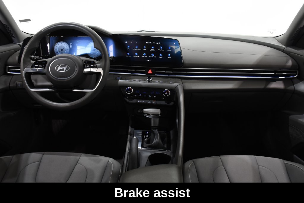 Used 2024 Hyundai Elantra SEL FWD image 9