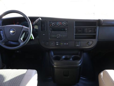 Used 2022 Chevrolet Express 3500 w/ Driver Convenience Package image 14