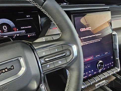 New 2026 GMC Acadia Denali w/ Super Cruise Package image 29