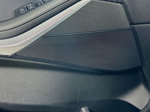 Certified 2022 BMW X5 sDrive40i w/ M Sport Package image 19