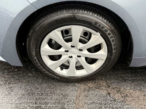 Used 2024 Toyota Corolla LE FWD image 9