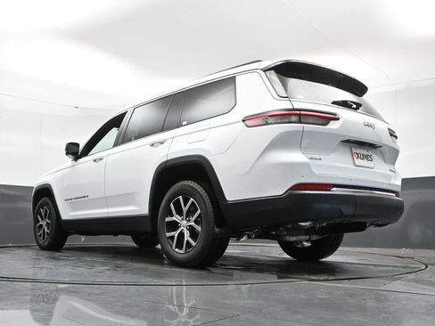 Used 2024 Jeep Grand Cherokee L Limited w/ Luxury Tech Group II AWD/4WD image 48