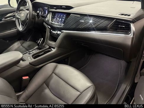 Used 2023 Cadillac XT6 Premium Luxury w/ Technology Package image 29