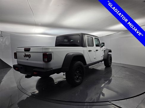 Used 2023 Jeep Gladiator Mojave w/ Trailer Tow Package image 9