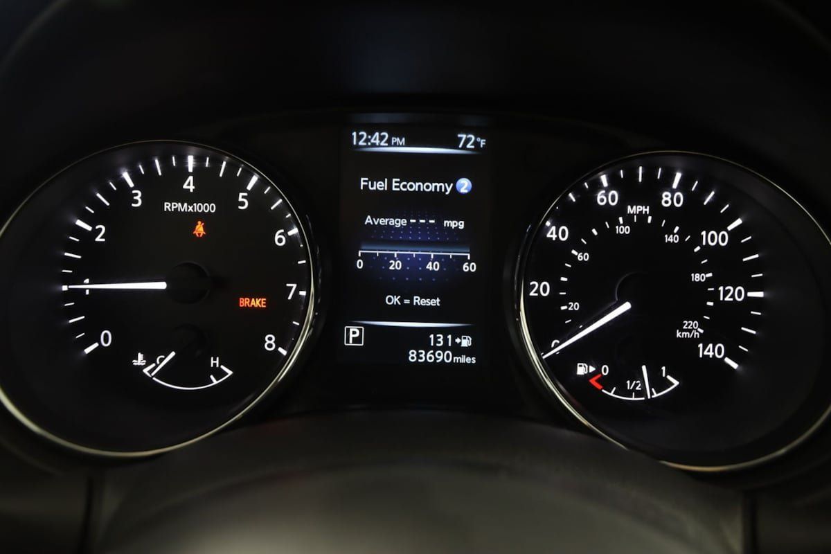 Used 2017 Nissan Rogue SV w/ Midnight Edition AWD/4WD image 15