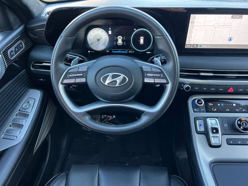 Used 2025 Hyundai Palisade Calligraphy image 15
