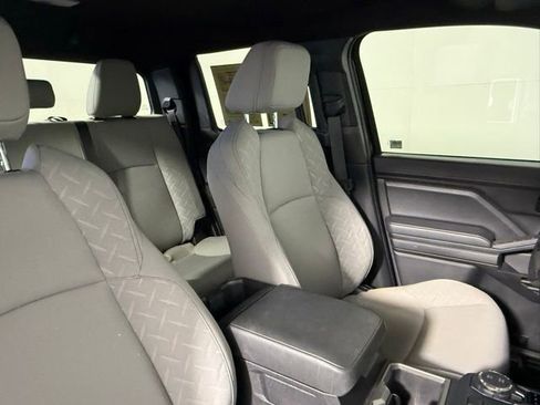 Used 2024 Toyota Tacoma SR5 AWD/4WD image 42