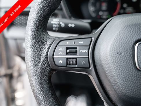 Used 2025 Honda CR-V LX image 16