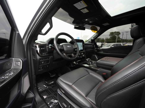 Used 2021 Ford F150 Lariat w/ Equipment Group 502A High AWD/4WD image 8
