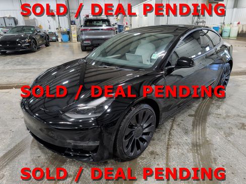 Used 2023 Tesla Model 3 Performance image 6
