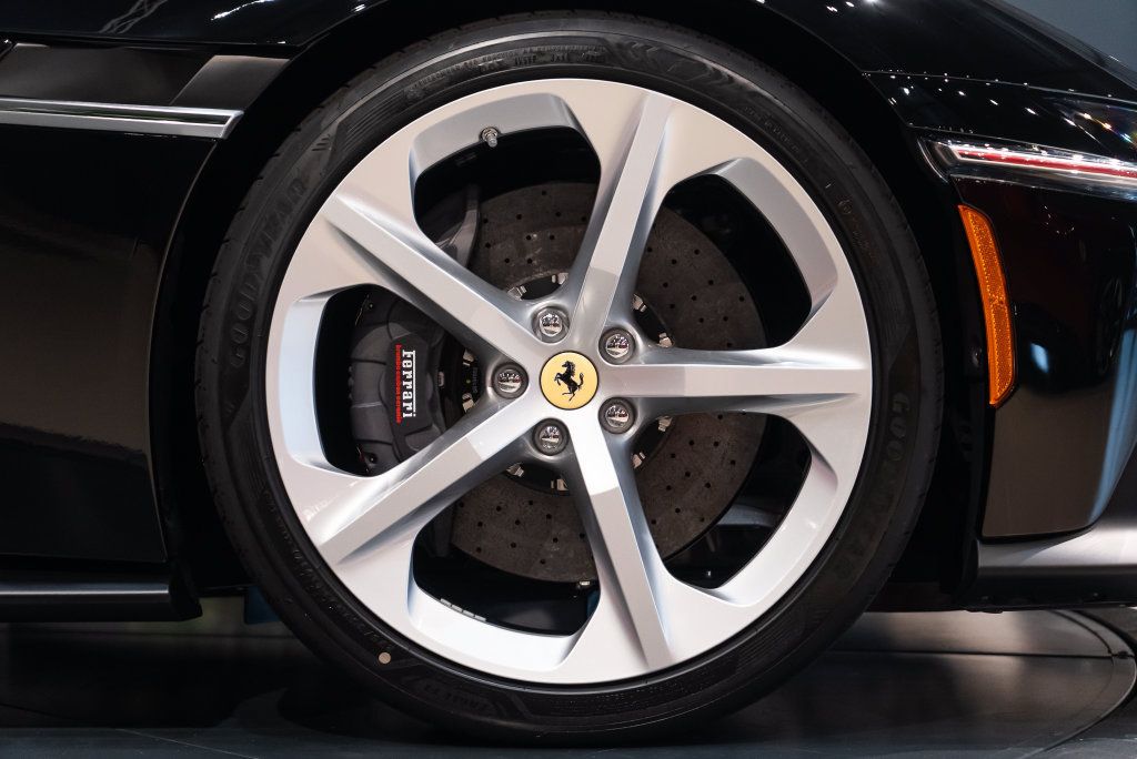 Used 2026 Ferrari 12Cilindri Spider RWD image 15