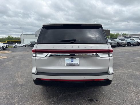 Used 2023 Lincoln Navigator L Reserve AWD/4WD image 8
