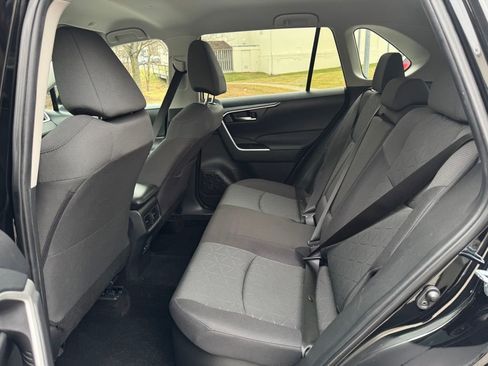 Used 2024 Toyota RAV4 AWD Hybrid image 16