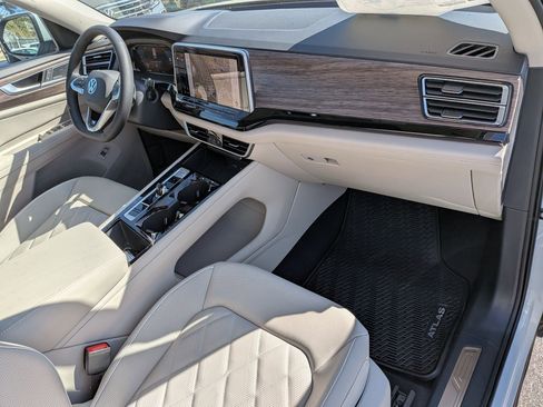 New 2026 Volkswagen Atlas SEL Premium R-Line AWD/4WD image 40