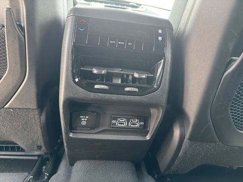 Certified 2024 Jeep Grand Cherokee L Laredo w/ Luxury Tech Group I image 10