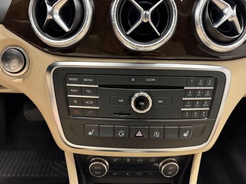 Used 2015 Mercedes-Benz CLA 250 4MATIC image 40