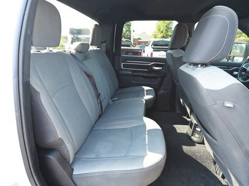 Used 2024 RAM 2500 Big Horn AWD/4WD image 29