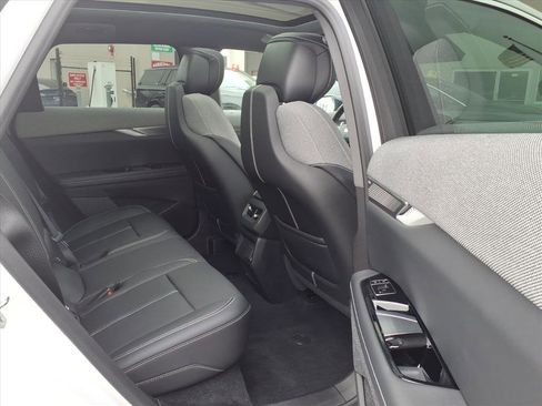 Certified 2025 Cadillac Optiq Luxury 1 w/ LPO, Floor Liner Package image 34