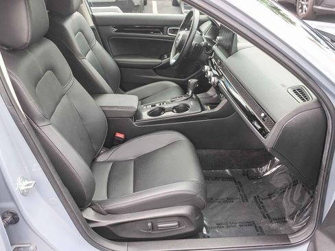 Used 2024 Honda Civic Touring image 17