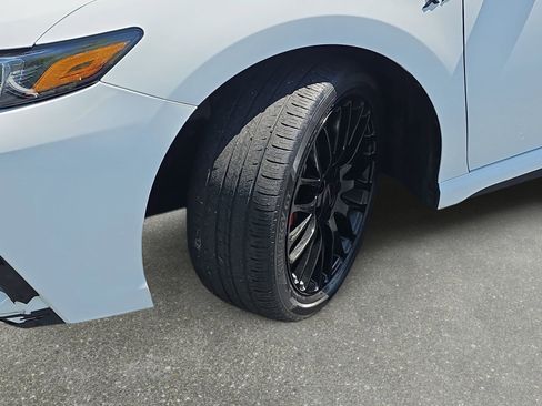 Used 2022 Toyota Camry SE image 30