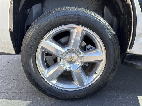 Used 2011 Chevrolet Tahoe LTZ RWD image 16