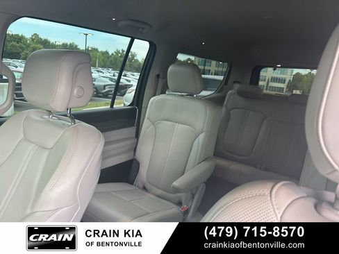Used 2023 Jeep Wagoneer Series II w/ Flexible Seating Group AWD/4WD image 20