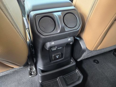 Used 2023 Jeep Wrangler Unlimited Sahara AWD/4WD image 12
